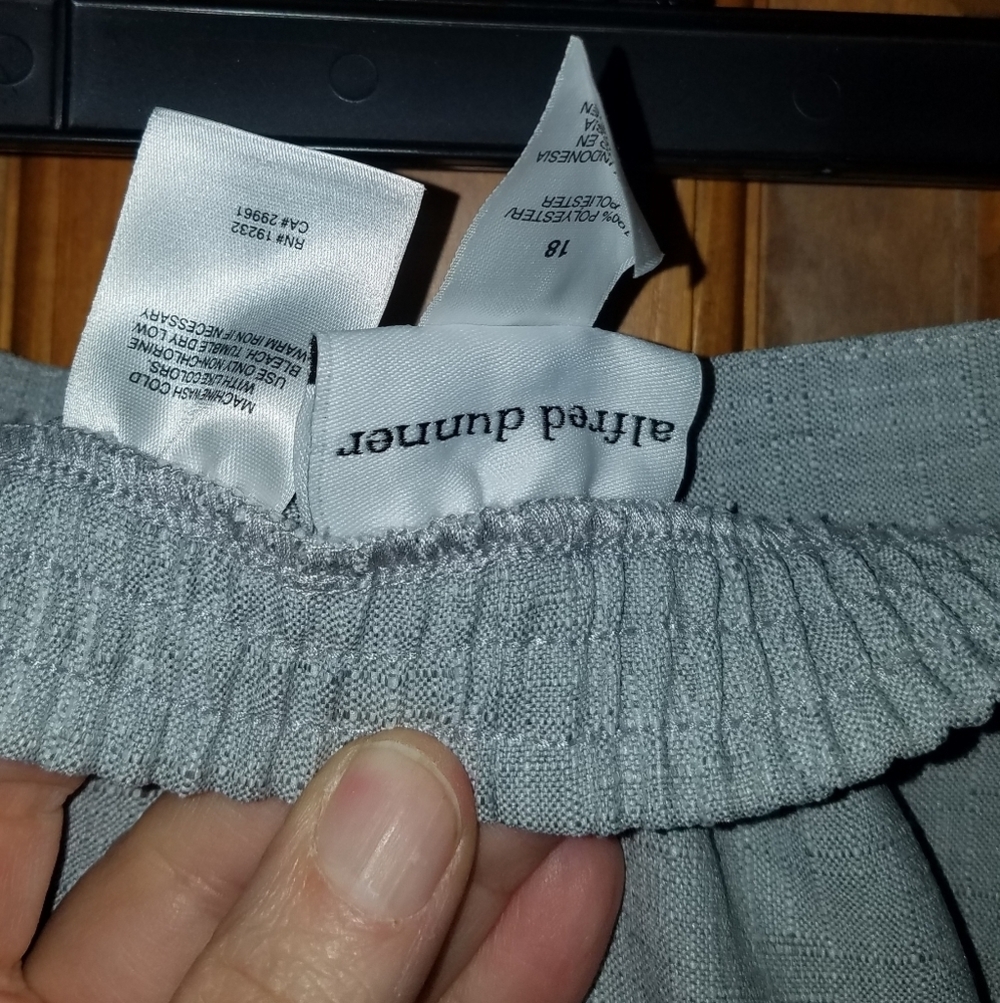 Alred Dunner 18 Proportioned Medium Grey Pockets - Picture 3 of 3